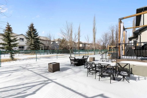 52 Glensummit Close, Cochrane, AB - Outdoor