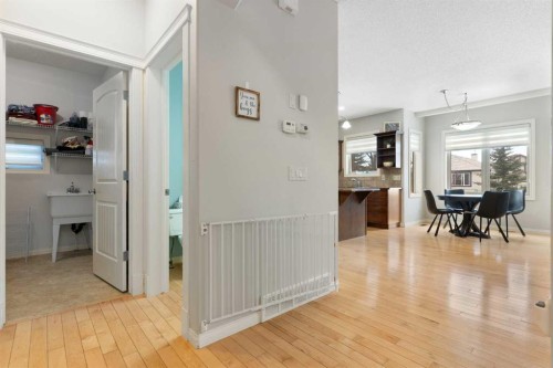 52 Glensummit Close, Cochrane, AB - Indoor