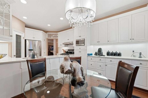 23 Prominence Point Sw, Calgary, AB - Indoor Photo Showing Kitchen