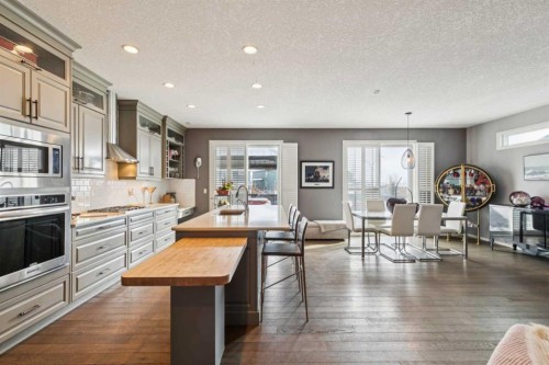 223 Cranarch Terrace Se, Calgary, AB - Indoor