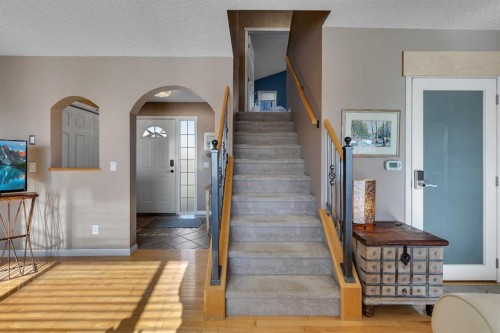 133 Rocky Ridge Heath Nw, Calgary, AB - Indoor Photo Showing Other Room