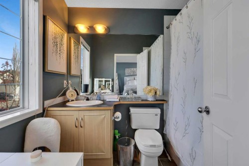 133 Rocky Ridge Heath Nw, Calgary, AB - Indoor Photo Showing Bathroom
