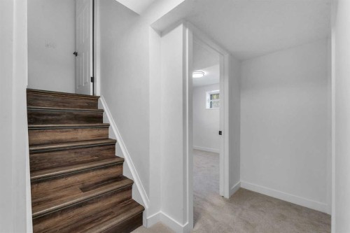 199 Cedardale Road Sw, Calgary, AB - Indoor Photo Showing Other Room