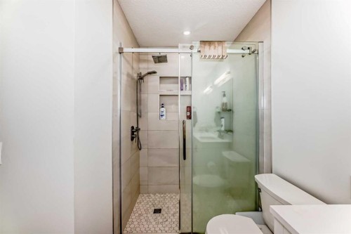 883 Arbour Lake Road Nw, Calgary, AB - Indoor Photo Showing Bathroom