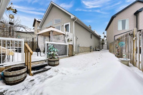 172 Prestwick Heights Se, Calgary, AB - Outdoor