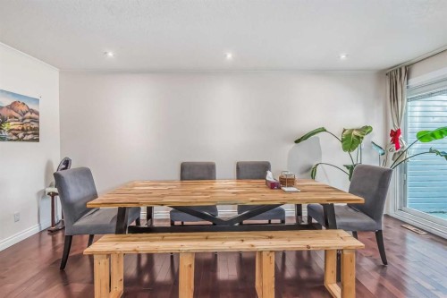 8-834 2 Avenue Nw, Calgary, AB - Indoor Photo Showing Dining Room
