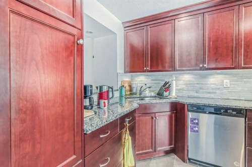 8-834 2 Avenue Nw, Calgary, AB - Indoor Photo Showing Kitchen