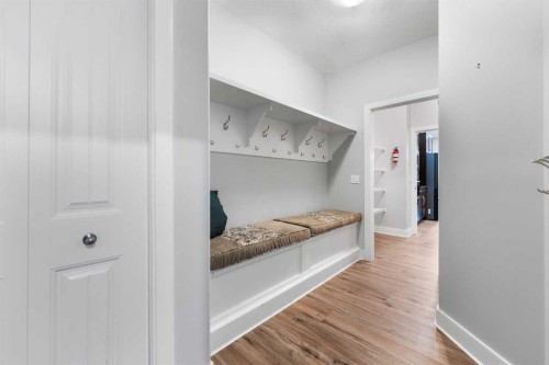 70 Royal Ridge Manor Nw, Calgary, AB - Indoor
