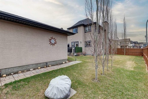 305 Mahogany Boulevard Se, Calgary, AB - Outdoor