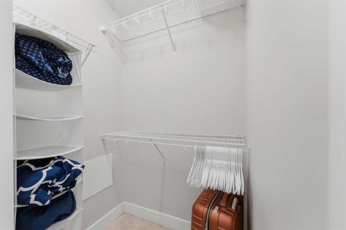 702-77 Spruce Place Sw, Calgary, AB - Indoor With Storage