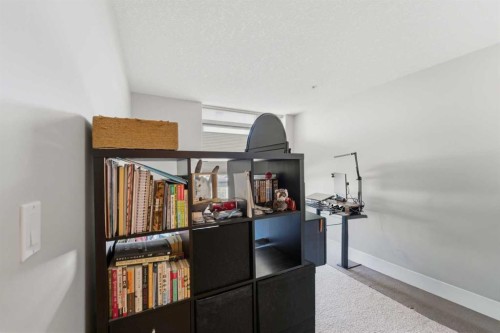 702-77 Spruce Place Sw, Calgary, AB -  With Exterior