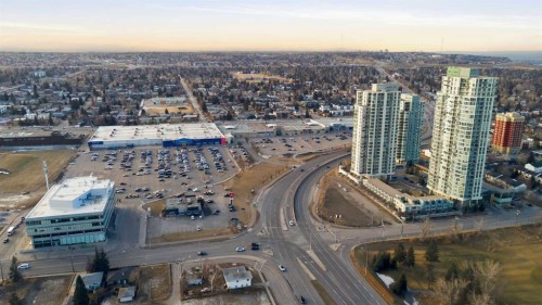 702-77 Spruce Place Sw, Calgary, AB - Outdoor With View