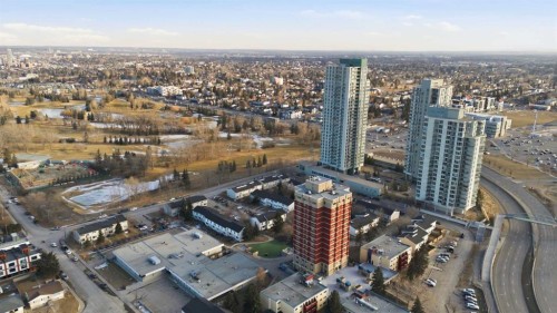 702-77 Spruce Place Sw, Calgary, AB - Outdoor With View