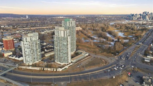 702-77 Spruce Place Sw, Calgary, AB - Outdoor With View