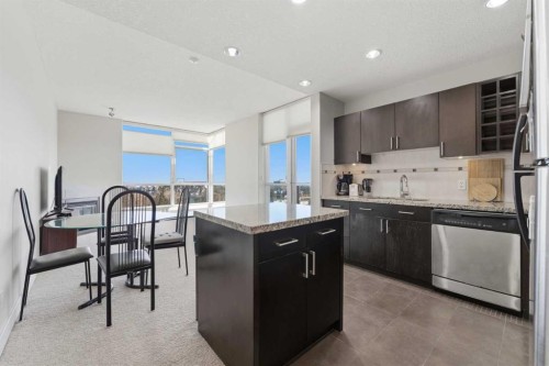702-77 Spruce Place Sw, Calgary, AB - Indoor Photo Showing Kitchen