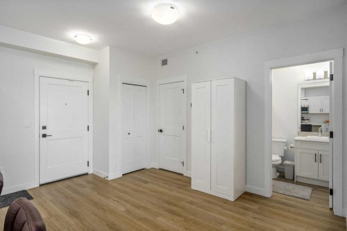 2406-200 Seton Circle Se, Calgary, AB - Indoor Photo Showing Other Room