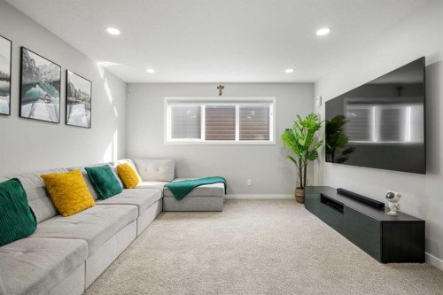 237 Walgrove Boulevard Se, Calgary, AB 