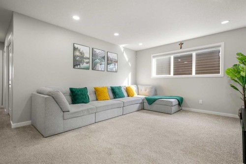 237 Walgrove Boulevard Se, Calgary, AB 