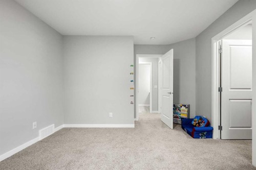 237 Walgrove Boulevard Se, Calgary, AB 