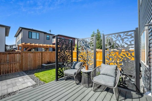237 Walgrove Boulevard Se, Calgary, AB 