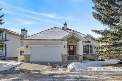 118 Douglas Woods Hill SE Calgary, AB T2Z 2G6