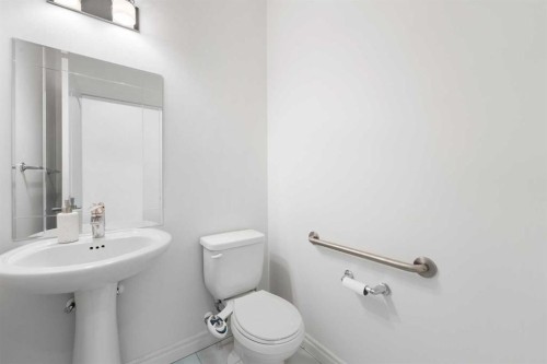 99 Evansglen Circle Nw, Calgary, AB - Indoor Photo Showing Bathroom