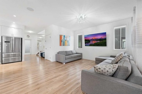 99 Evansglen Circle Nw, Calgary, AB - Indoor Photo Showing Living Room