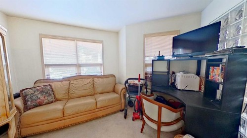 2219 Westmount Road Nw, Calgary, AB - Indoor