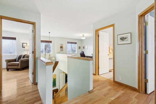 304 Mt. Brewster Circle Se, Calgary, AB - Indoor Photo Showing Other Room