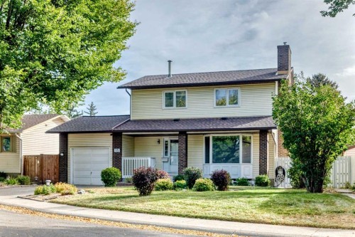 15 Whitewood Bay Ne, Calgary, AB - Outdoor