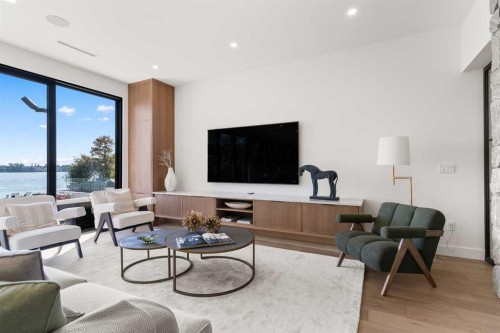 692 West Chestermere Drive, Chestermere, AB - Indoor Photo Showing Living Room