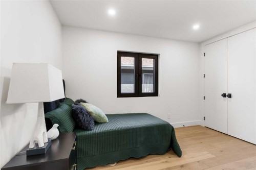 692 West Chestermere Drive, Chestermere, AB - Indoor