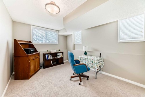 266 Fireside Place, Cochrane, AB - Indoor Photo Showing Other Room