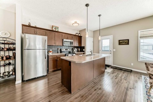 266 Fireside Place, Cochrane, AB - Indoor Photo Showing Kitchen