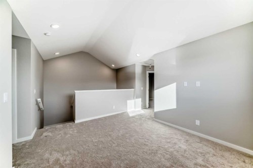162 Lanark Gate Se, Airdrie, AB - Indoor Photo Showing Other Room