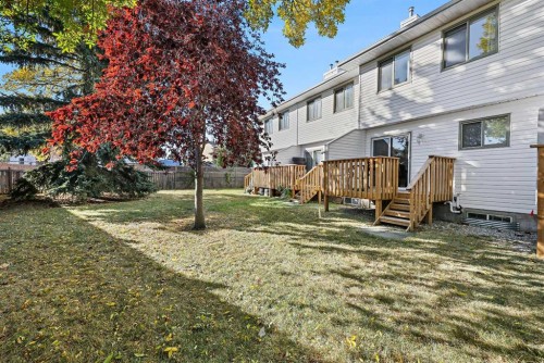 64 Abbeydale Villas Ne, Calgary, AB - Outdoor