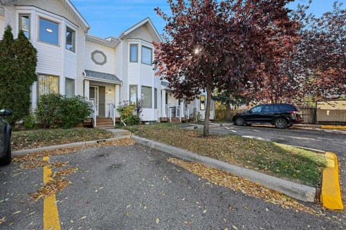 64 Abbeydale Villas Ne, Calgary, AB - Outdoor With Facade