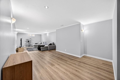 154 Windermere Road Sw, Calgary, AB - Indoor Photo Showing Other Room