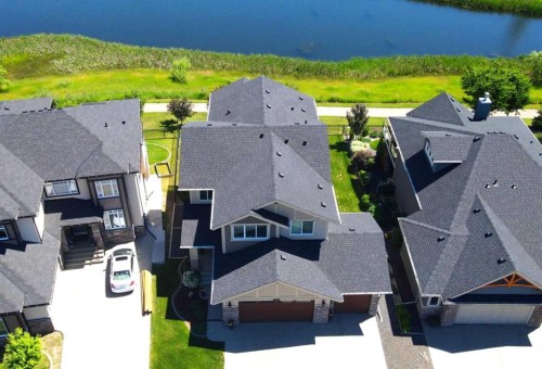 239 STONEMERE Green  Chestermere, AB T1X 0S1