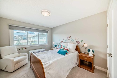 239 Stonemere Green, Chestermere, AB - Indoor Photo Showing Bedroom