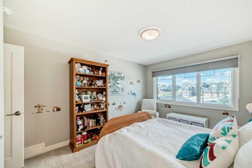 239 Stonemere Green, Chestermere, AB - Indoor Photo Showing Bedroom