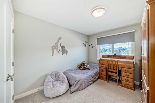 239 Stonemere Green, Chestermere, AB - Indoor Photo Showing Bedroom