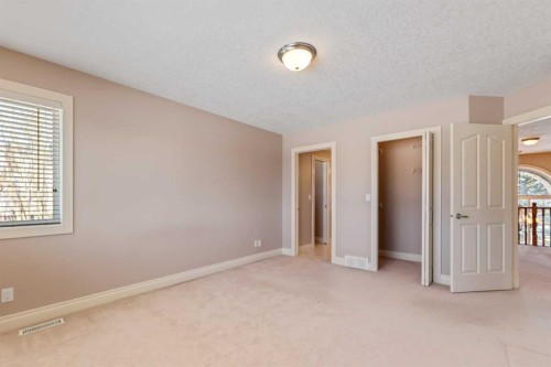 3 Lynx Meadows Drive Nw, Calgary, AB - Indoor Photo Showing Other Room