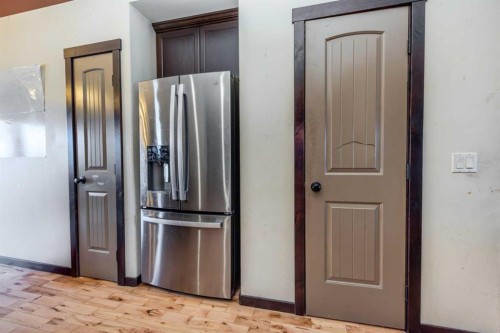 100 Willow Ridge Link, Diamond Valley, AB - Indoor Photo Showing Other Room