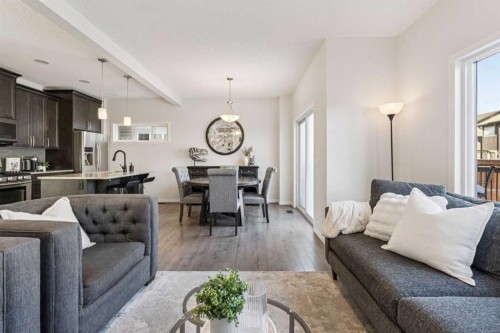 58 Buckskin Way, Cochrane, AB - Indoor Photo Showing Living Room