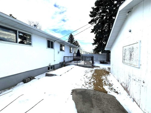 37 Arbour Crescent Se, Calgary, AB - Outdoor With Exterior