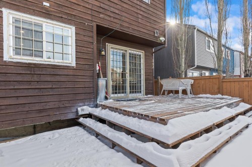 392 Templeside Circle Ne, Calgary, AB - Outdoor