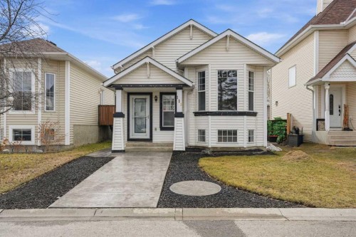 113 Mt Lorette Place Se, Calgary, AB - Outdoor With Facade