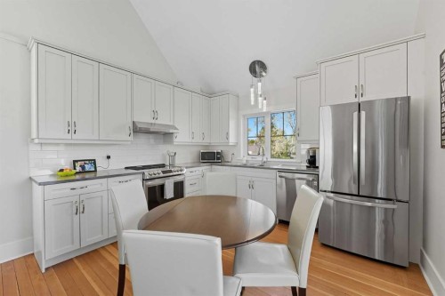 602 Macleod Trail Sw, High River, AB - Indoor