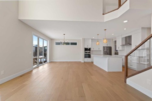 185 South Shore View, Chestermere, AB - Indoor Photo Showing Kitchen